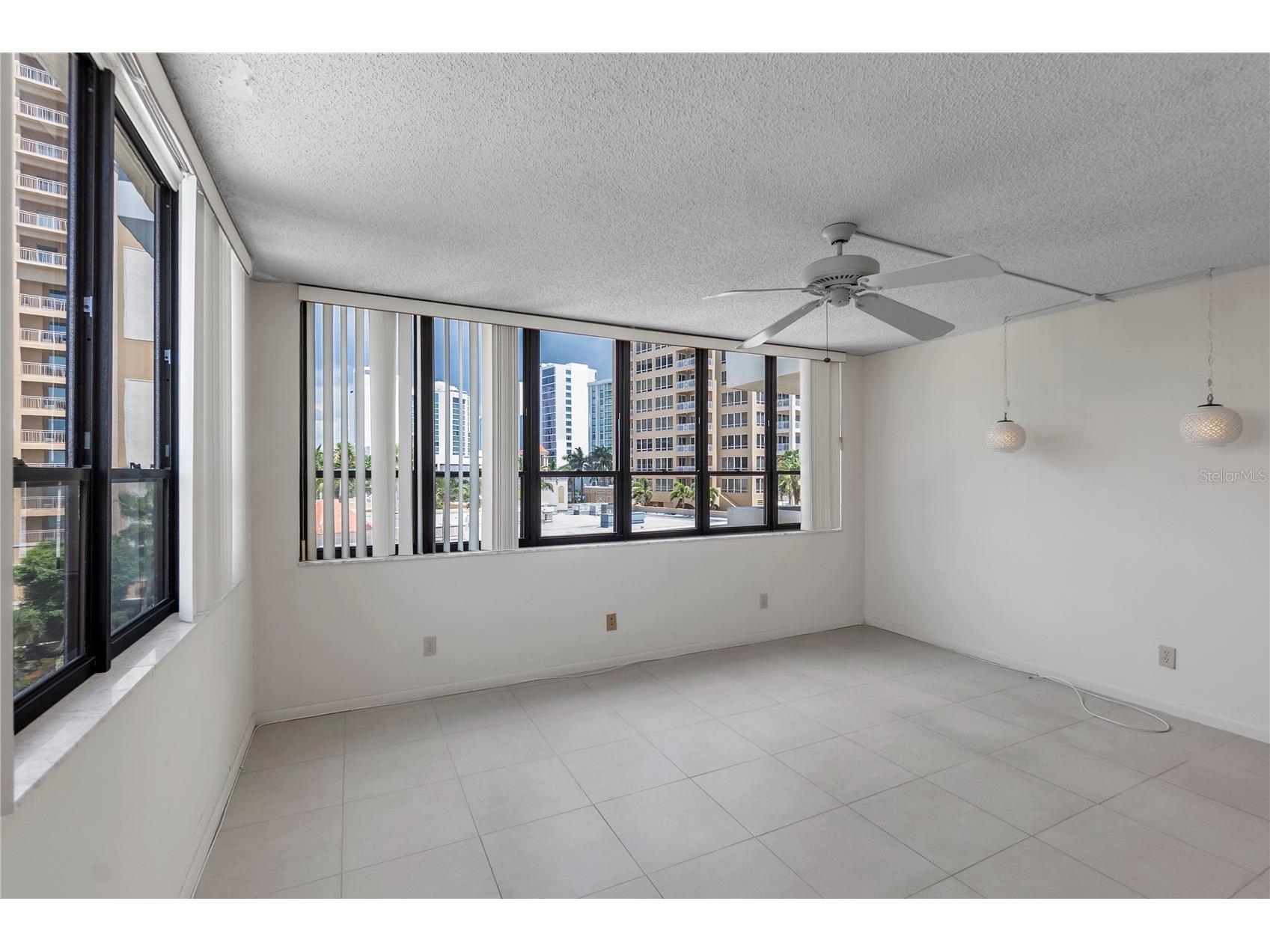 101 Sunset Drive #PH1 Sarasota FL 34236 - SARASOTA BAY A4698459 image30