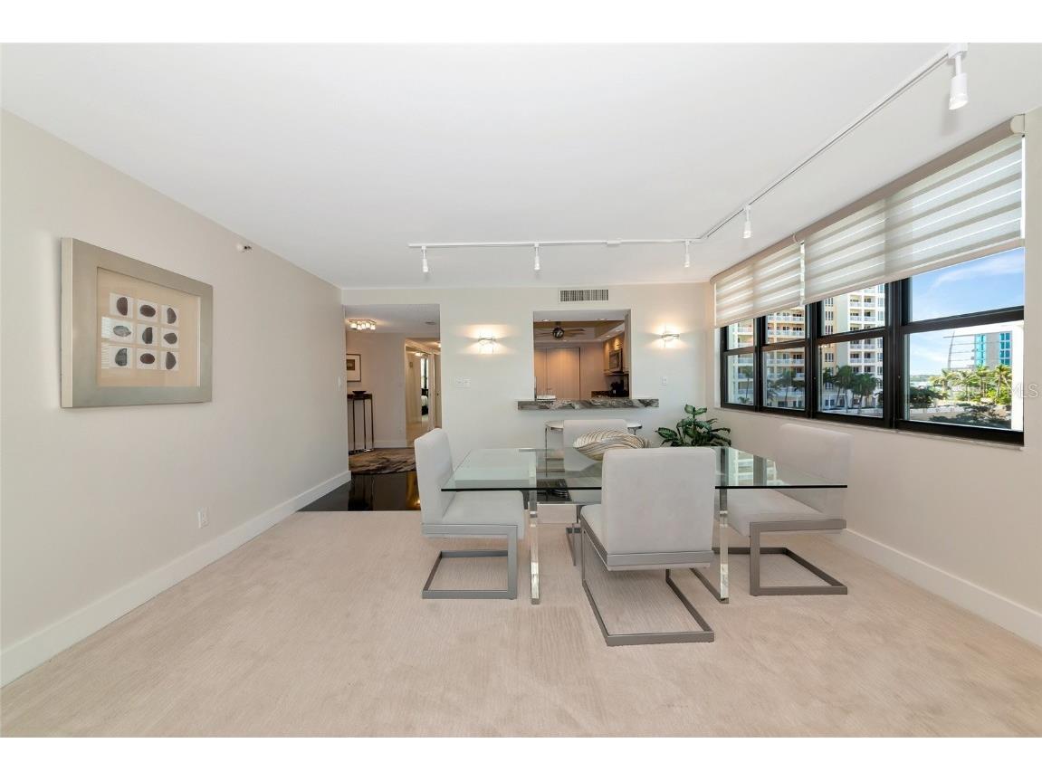 101 Sunset Drive #PH3 Sarasota FL 34236 - SARASOTA BAY/INTER-COASTAL A4644265 image21