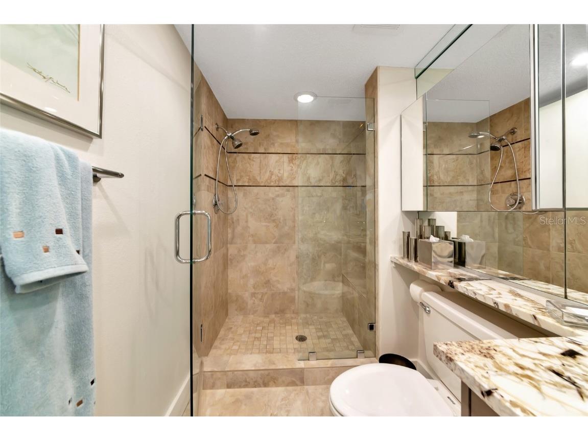 101 Sunset Drive #PH3 Sarasota FL 34236 - SARASOTA BAY/INTER-COASTAL A4644265 image23