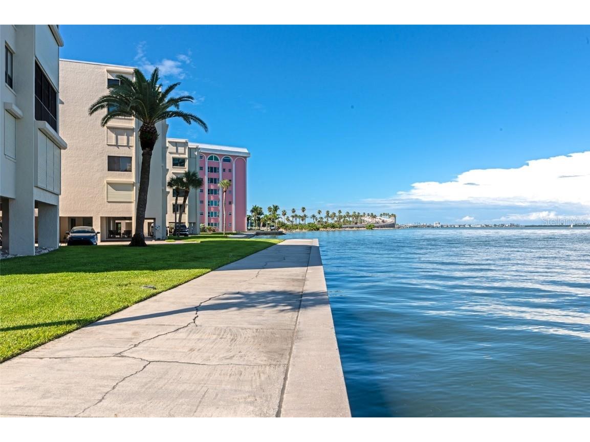 101 Sunset Drive #PH3 Sarasota FL 34236 - SARASOTA BAY/INTER-COASTAL A4644265 image41