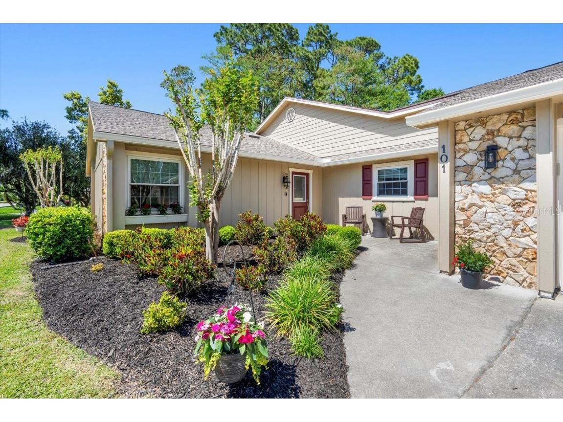 101 Sweetwater Oaks Lane Daytona Beach FL 32114 V4942191 image1