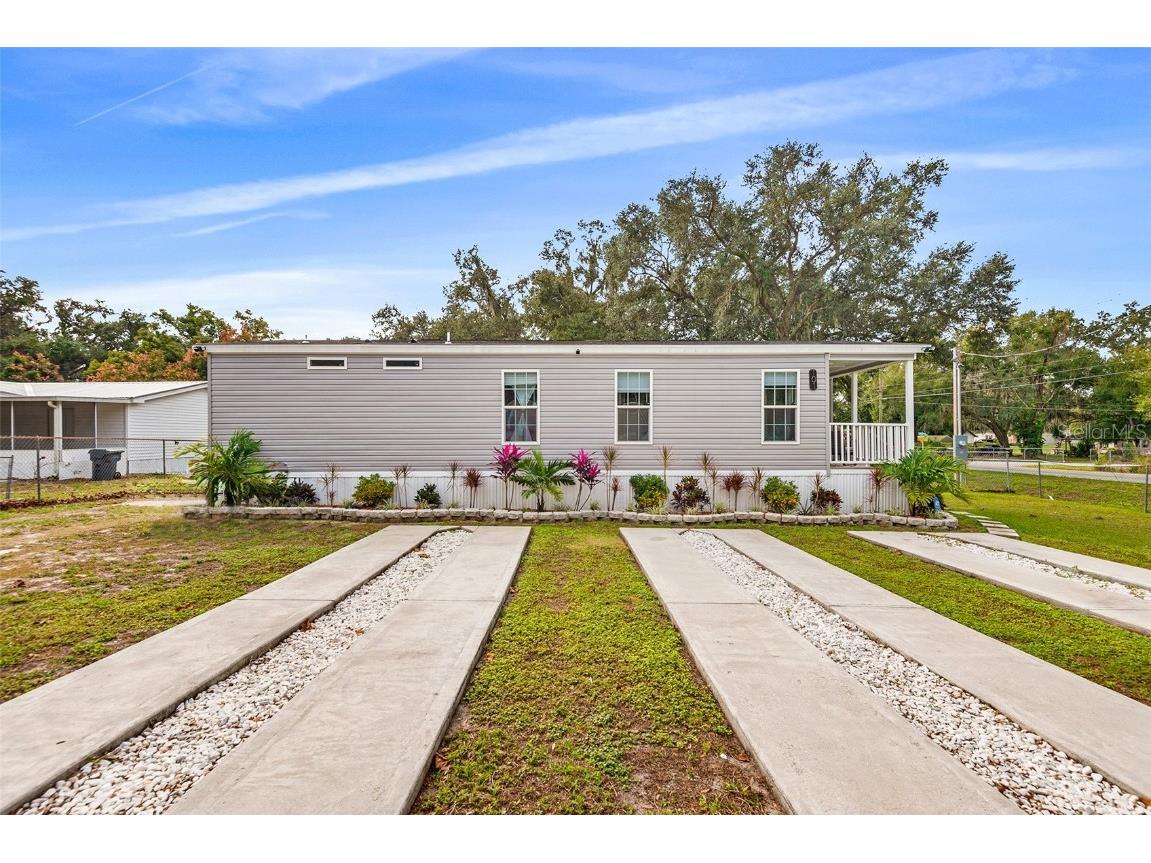 101 Temple Street Winter Haven FL 33880 P4928355 image1