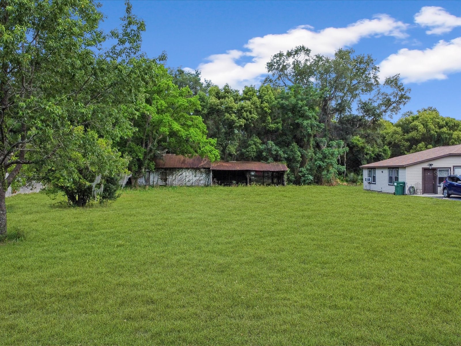 101 W Griffin Street Fruitland Park FL 34731 S5144309 image1