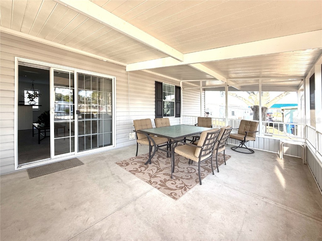 101 W Saint Johns Way Apollo Beach FL 33572 TB8450419 image13