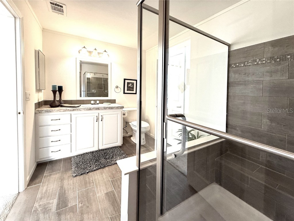 101 W Saint Johns Way Apollo Beach FL 33572 TB8450419 image8