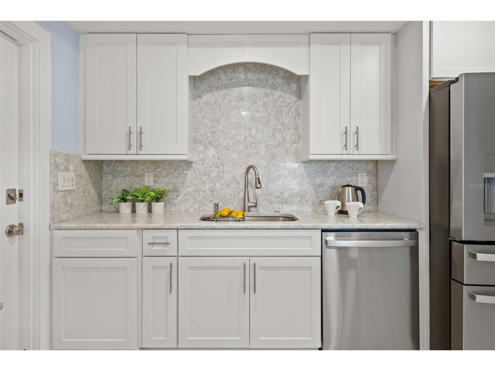 101 Whispering Sands Drive #105 Sarasota FL 34242 - GULF A4686924 image22