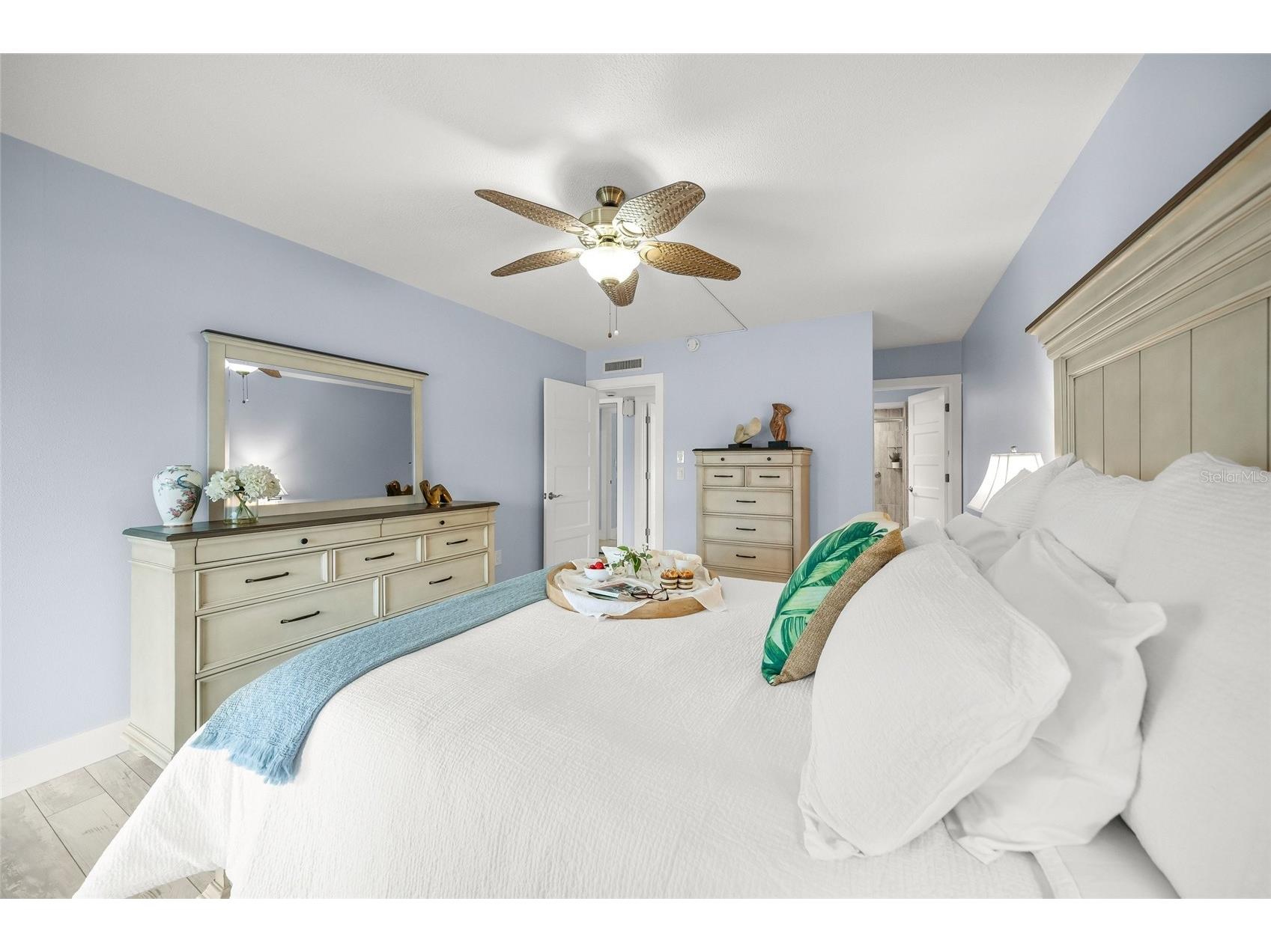 101 Whispering Sands Drive #105 Sarasota FL 34242 - GULF A4686924 image45