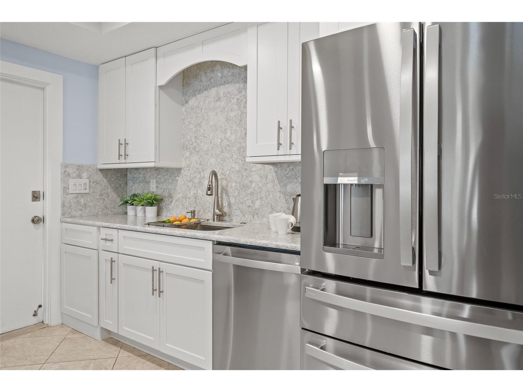 101 Whispering Sands Drive #105 Sarasota FL 34242 - GULF A4686924 image7