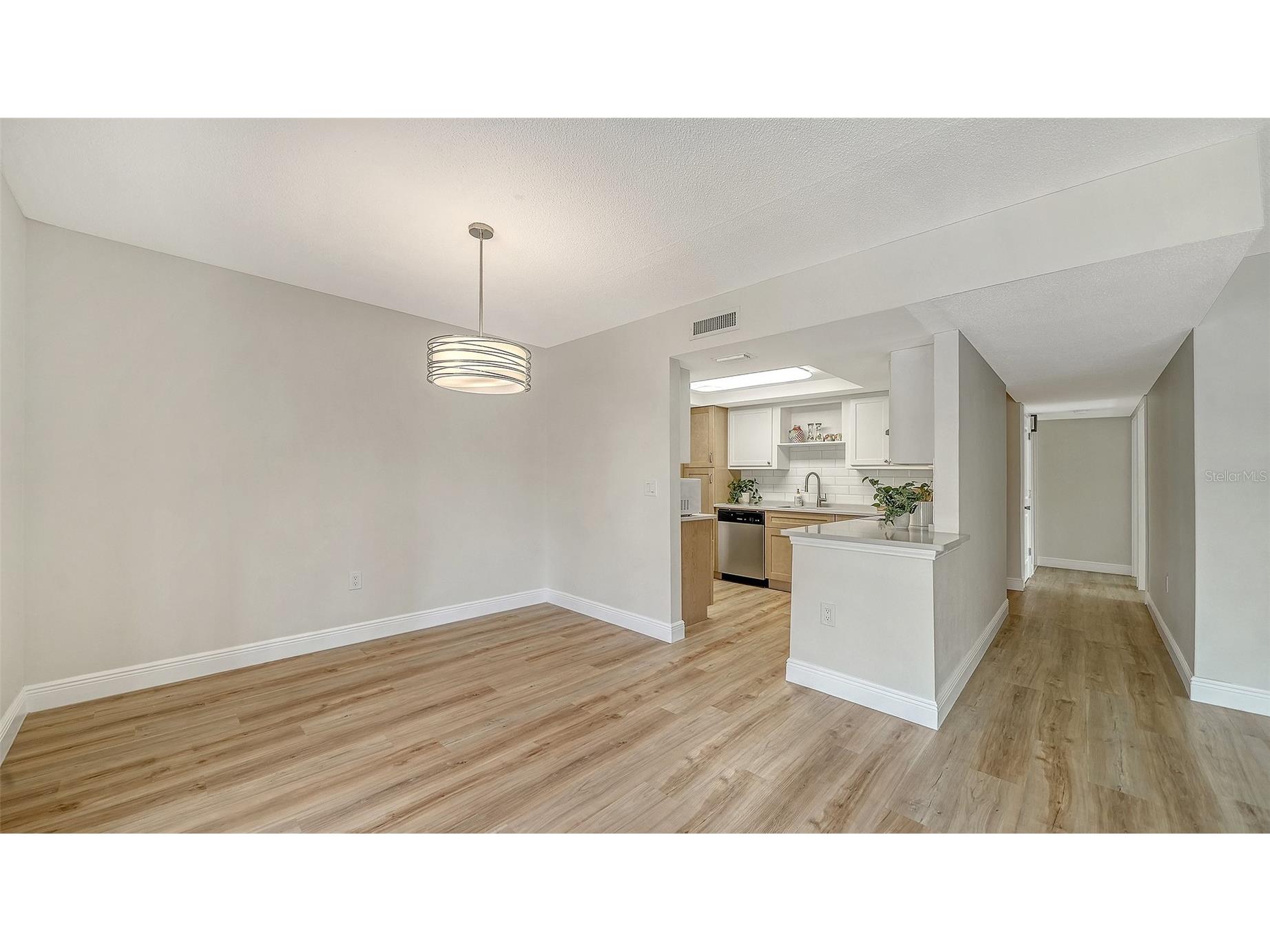 101 Whispering Sands Drive #107 Sarasota FL 34242 - GULF OF AMERICA A4674069 image22