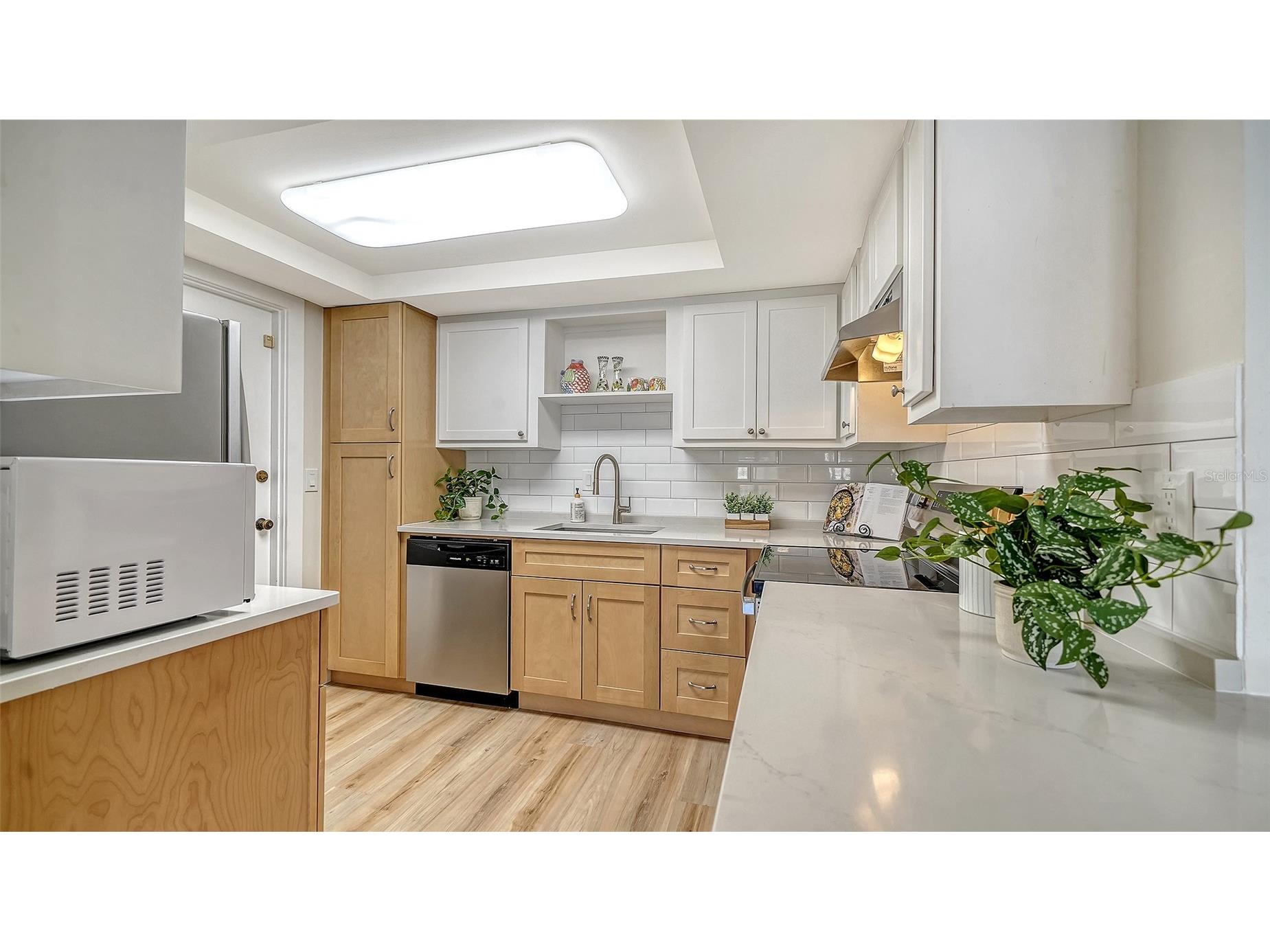 101 Whispering Sands Drive #107 Sarasota FL 34242 - GULF OF AMERICA A4674069 image23