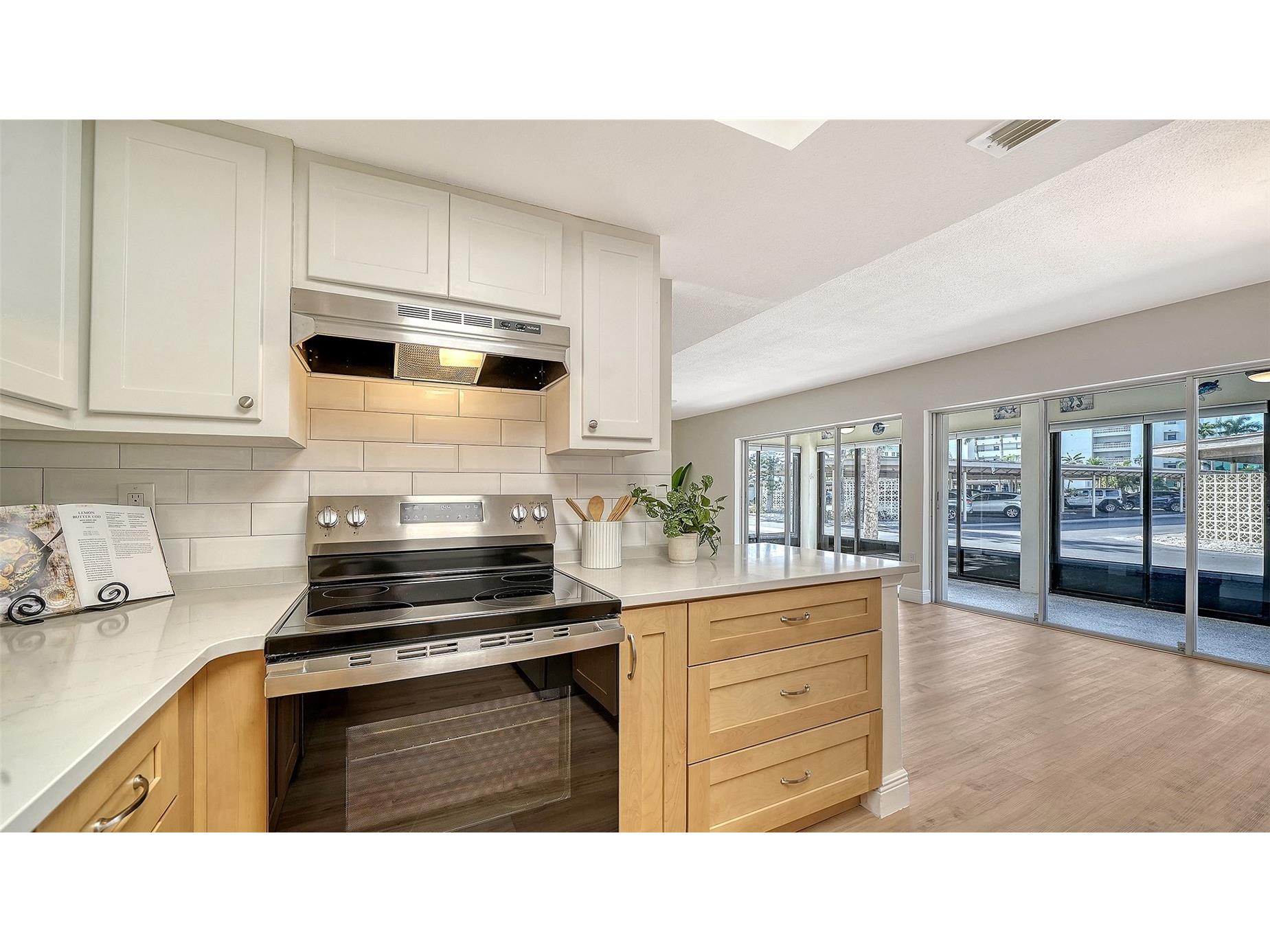 101 Whispering Sands Drive #107 Sarasota FL 34242 - GULF OF AMERICA A4674069 image25