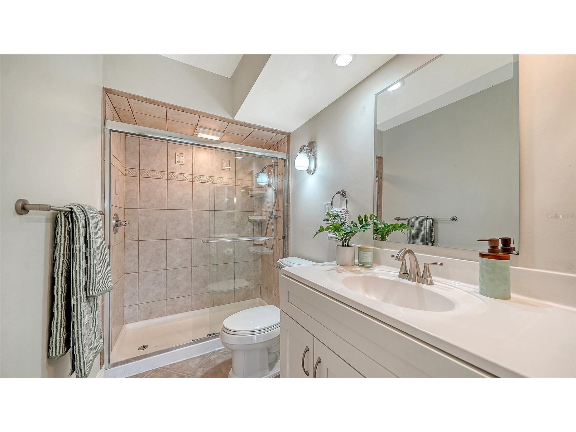 101 Whispering Sands Drive #107 Sarasota FL 34242 - GULF OF AMERICA A4674069 image38