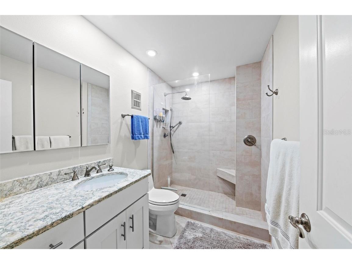 101 Whispering Sands Drive #307 Sarasota FL 34242 A4654831 image28