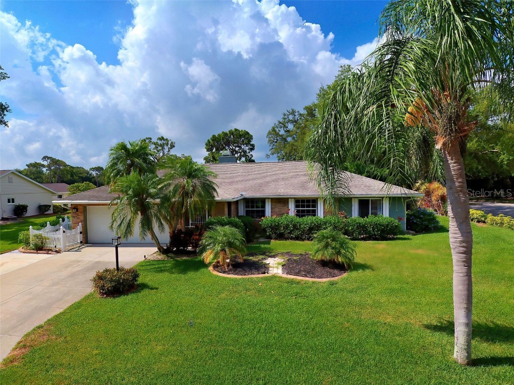 101 Woodingham Drive Venice FL 34292 N6133321 image1