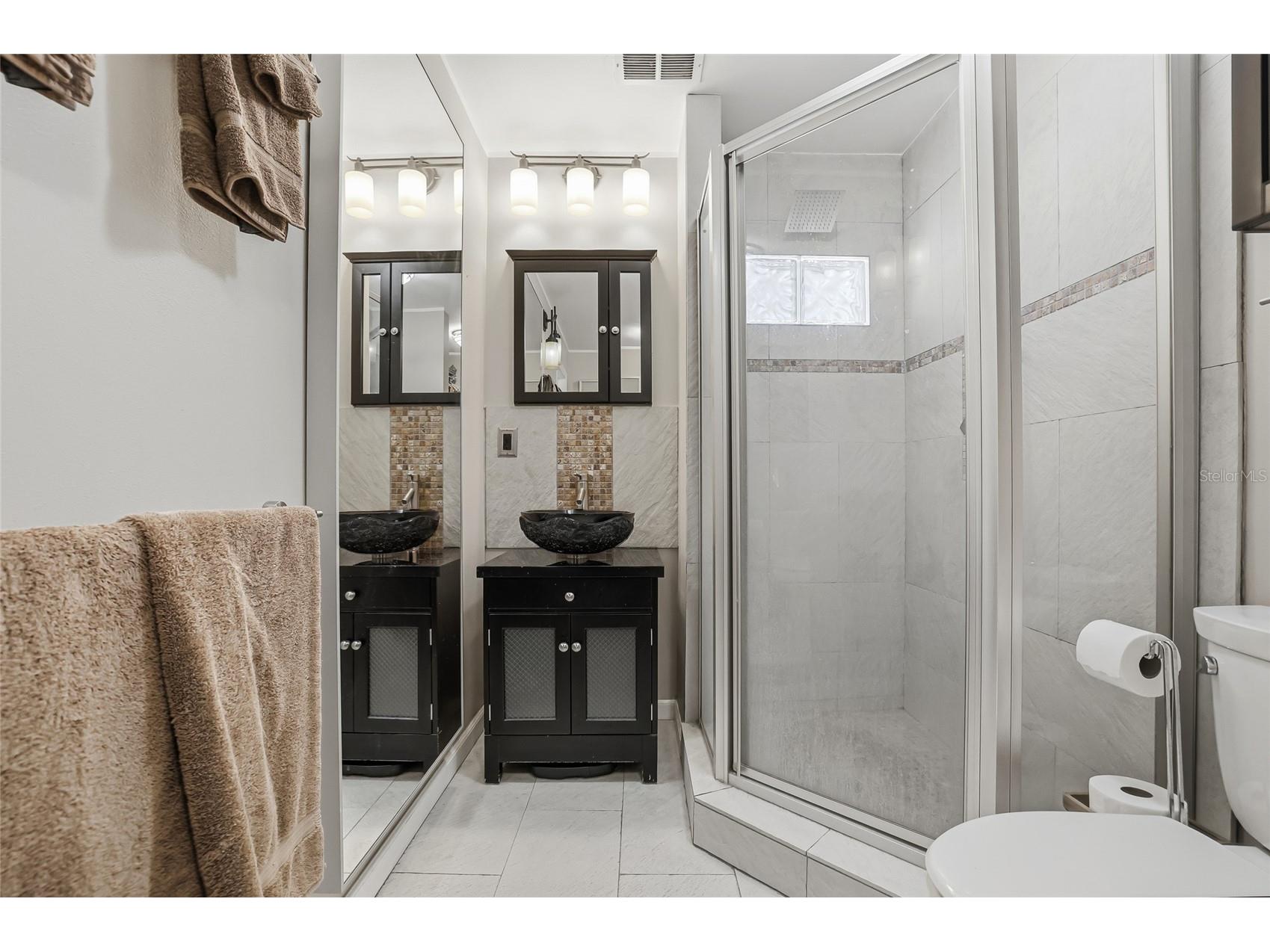 1010 45th Street North Saint Petersburg FL 33713 TB8457409 image19