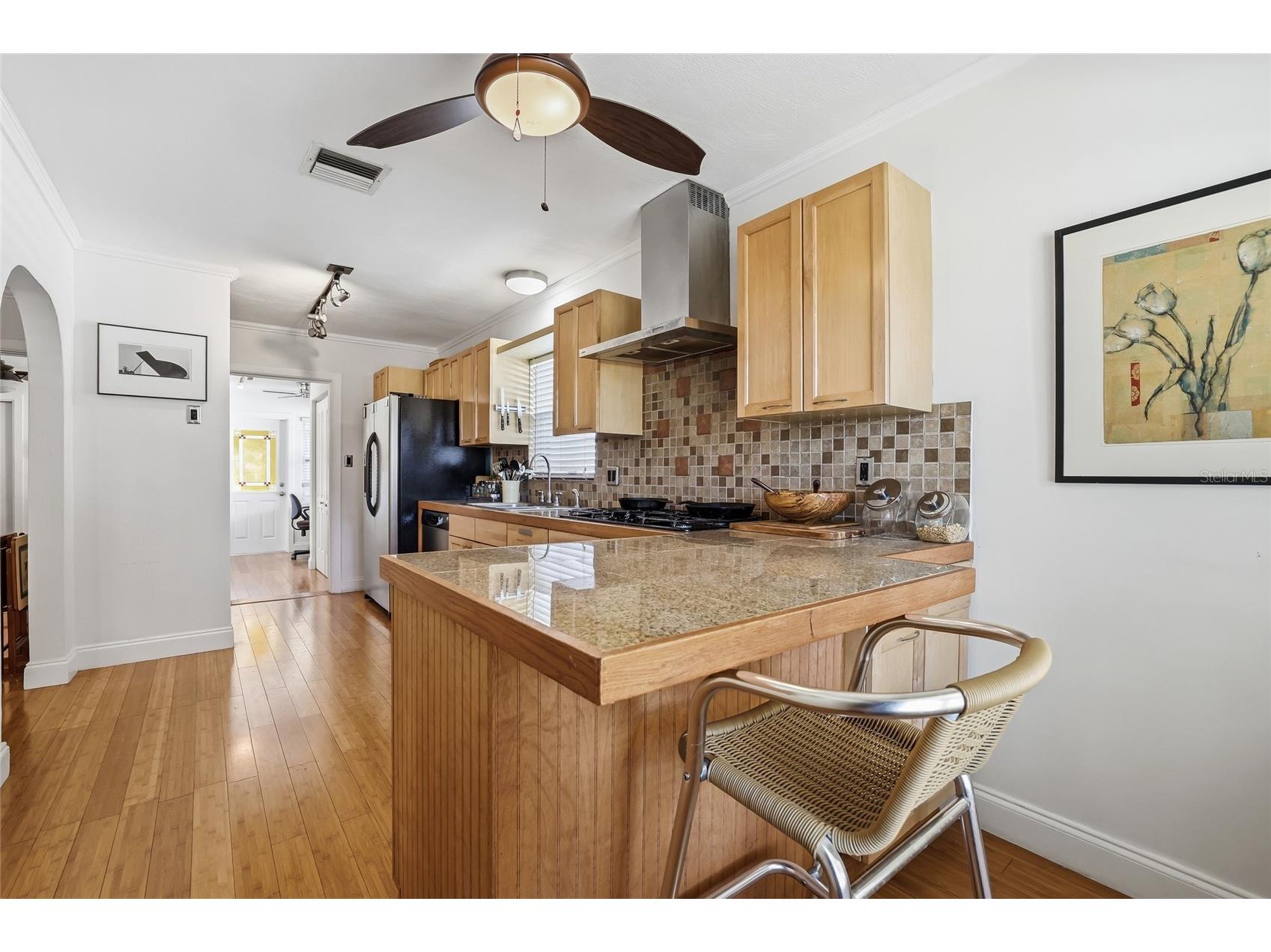 1010 45th Street North Saint Petersburg FL 33713 TB8457409 image26