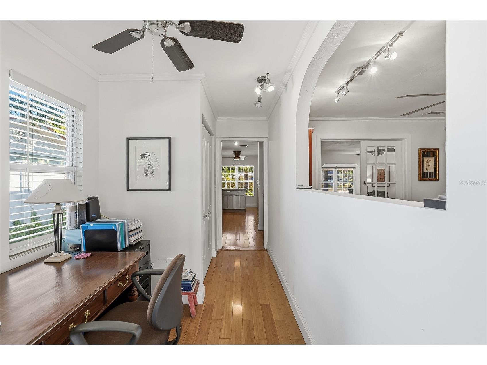 1010 45th Street North Saint Petersburg FL 33713 TB8457409 image32