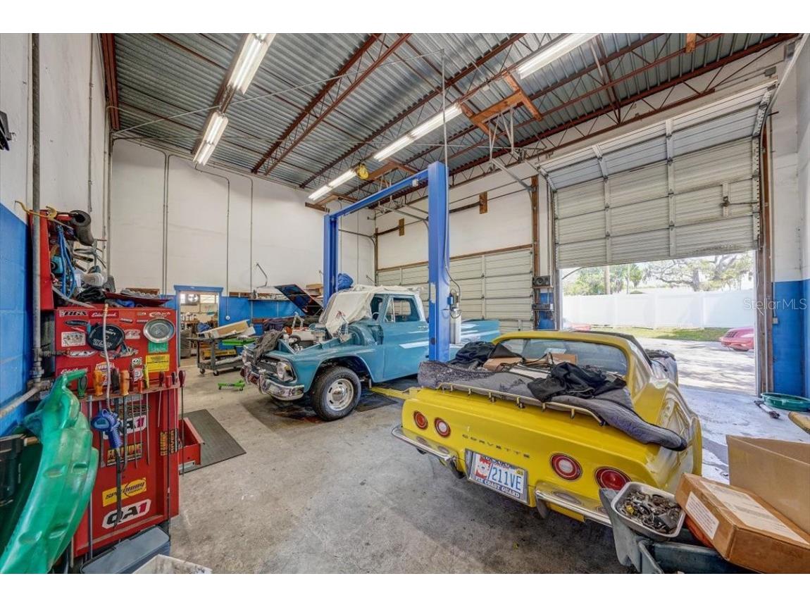 1010 Alt 19 Palm Harbor FL 34683 TB8419939 image11