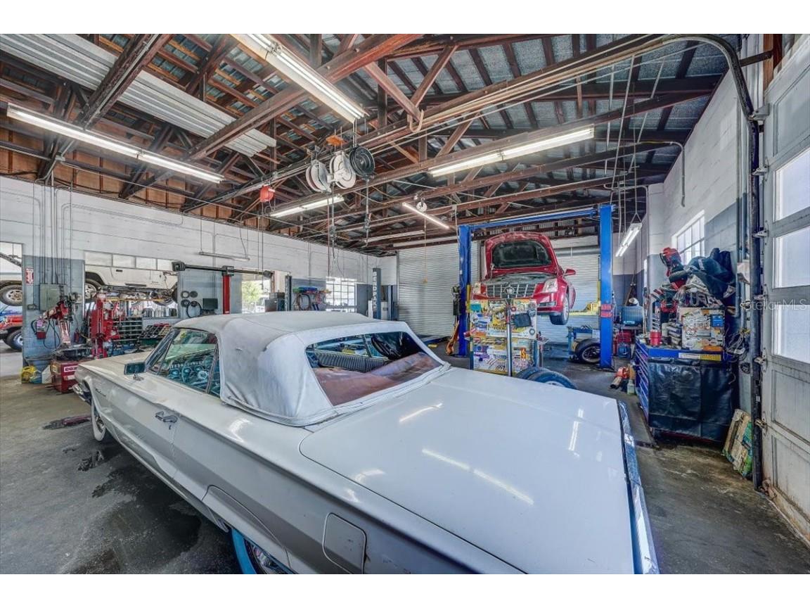 1010 Alt 19 Palm Harbor FL 34683 TB8419939 image20