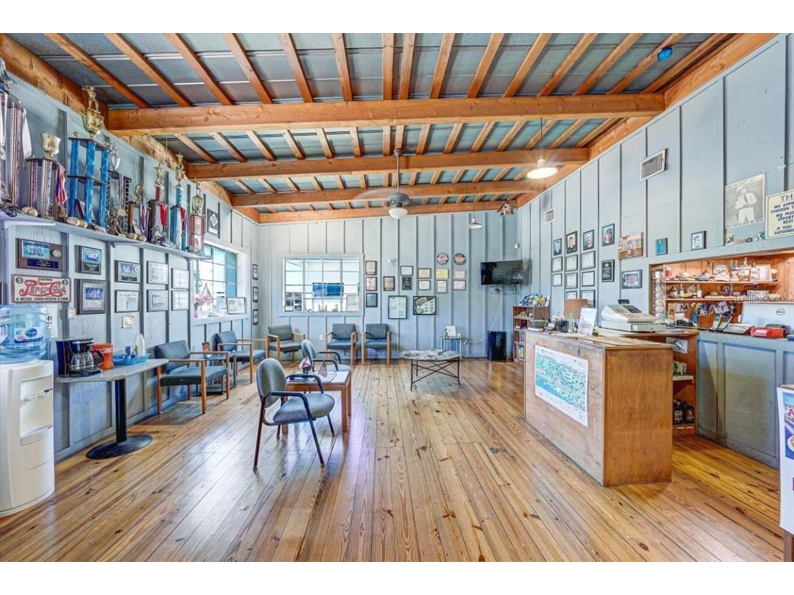 1010 Alt 19 Palm Harbor FL 34683 TB8419939 image22