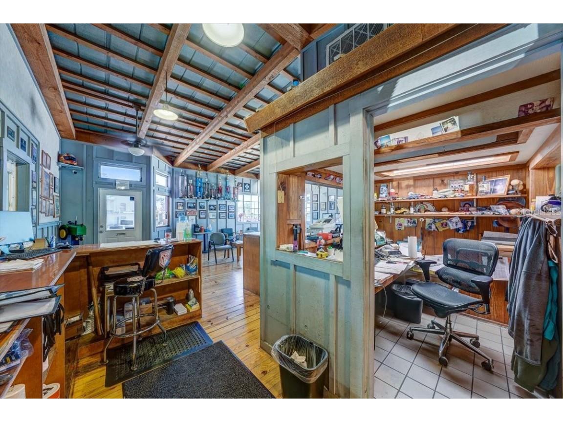 1010 Alt 19 Palm Harbor FL 34683 TB8419939 image25