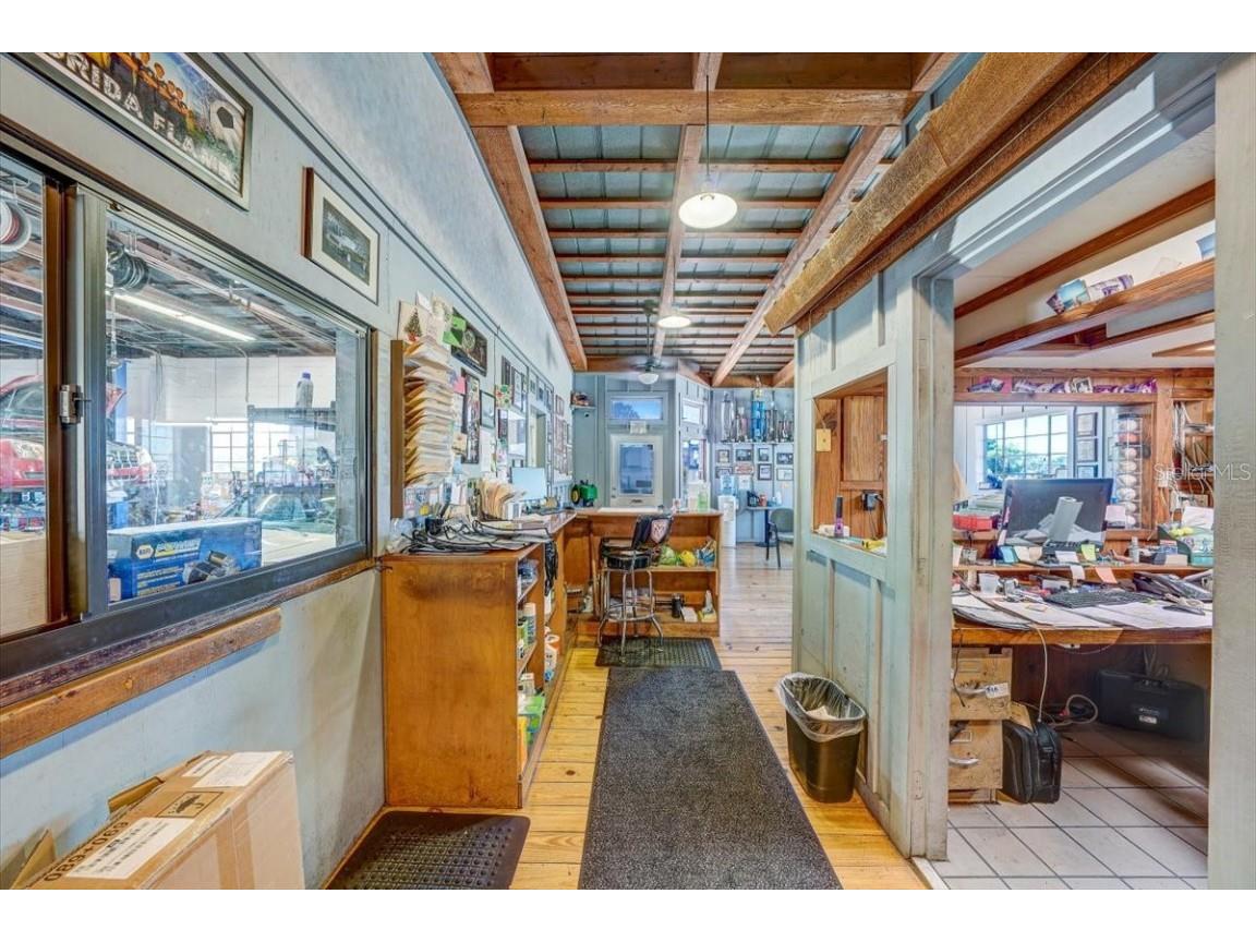 1010 Alt 19 Palm Harbor FL 34683 TB8419939 image26