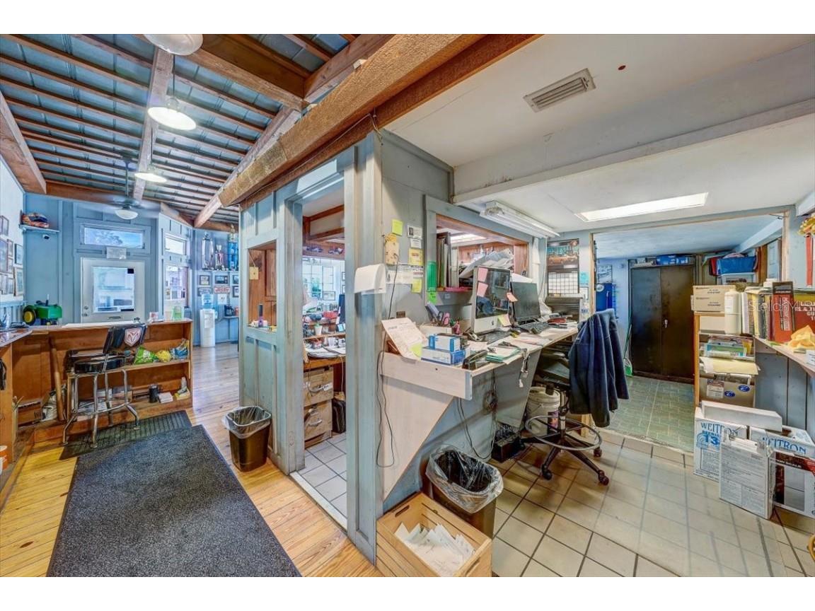 1010 Alt 19 Palm Harbor FL 34683 TB8419939 image27