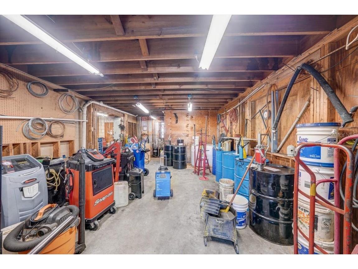 1010 Alt 19 Palm Harbor FL 34683 TB8419939 image37