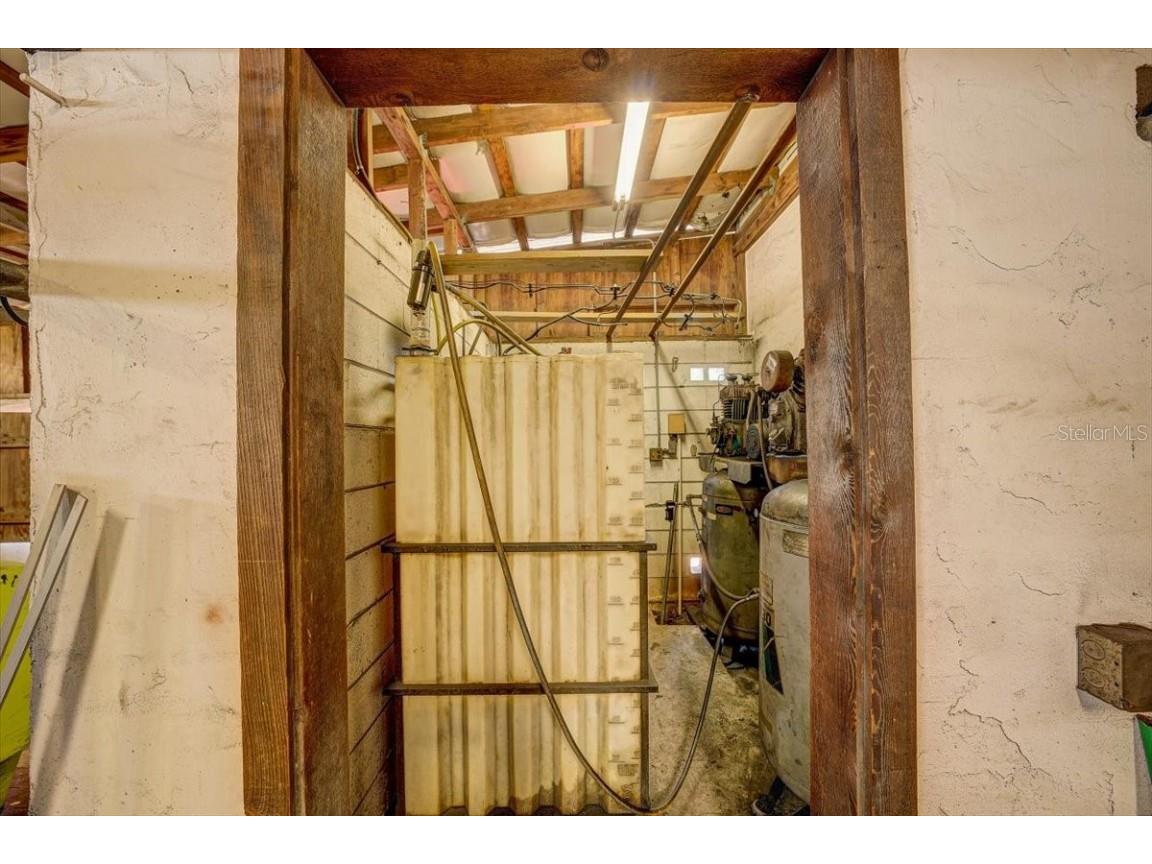 1010 Alt 19 Palm Harbor FL 34683 TB8419939 image41