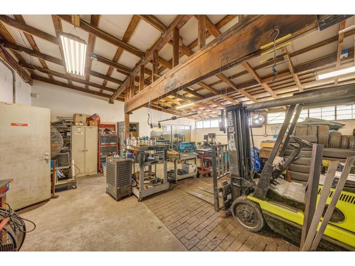 1010 Alt 19 Palm Harbor FL 34683 TB8419939 image42