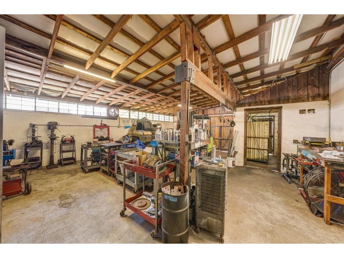 1010 Alt 19 Palm Harbor FL 34683 TB8419939 image46