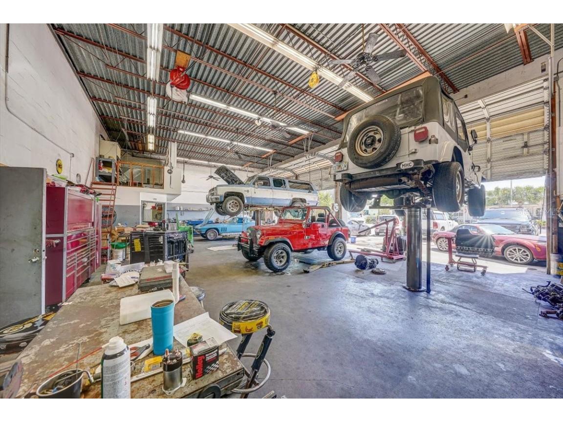 1010 Alt 19 Palm Harbor FL 34683 TB8419939 image5