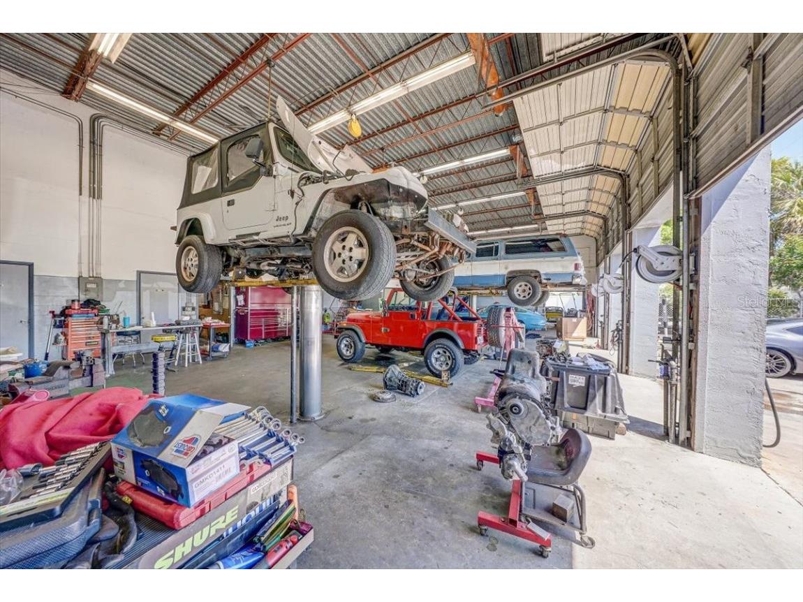 1010 Alt 19 Palm Harbor FL 34683 TB8419939 image6