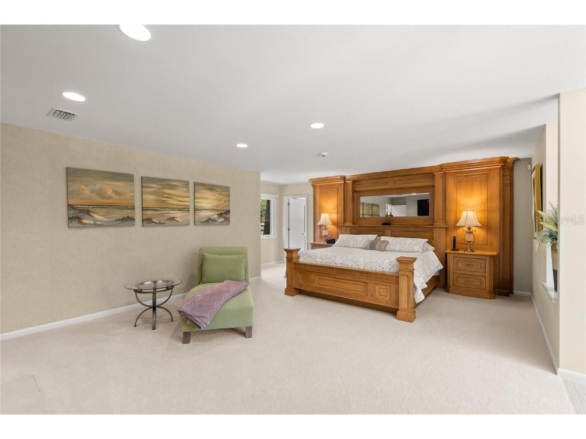 1010 Big Tree Road Daytona Beach FL 32119 V4944625 image28