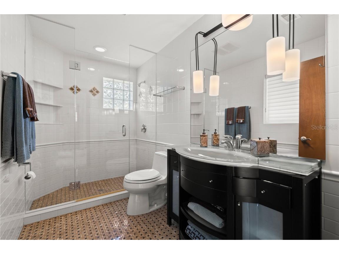 1010 Big Tree Road Daytona Beach FL 32119 V4944625 image49