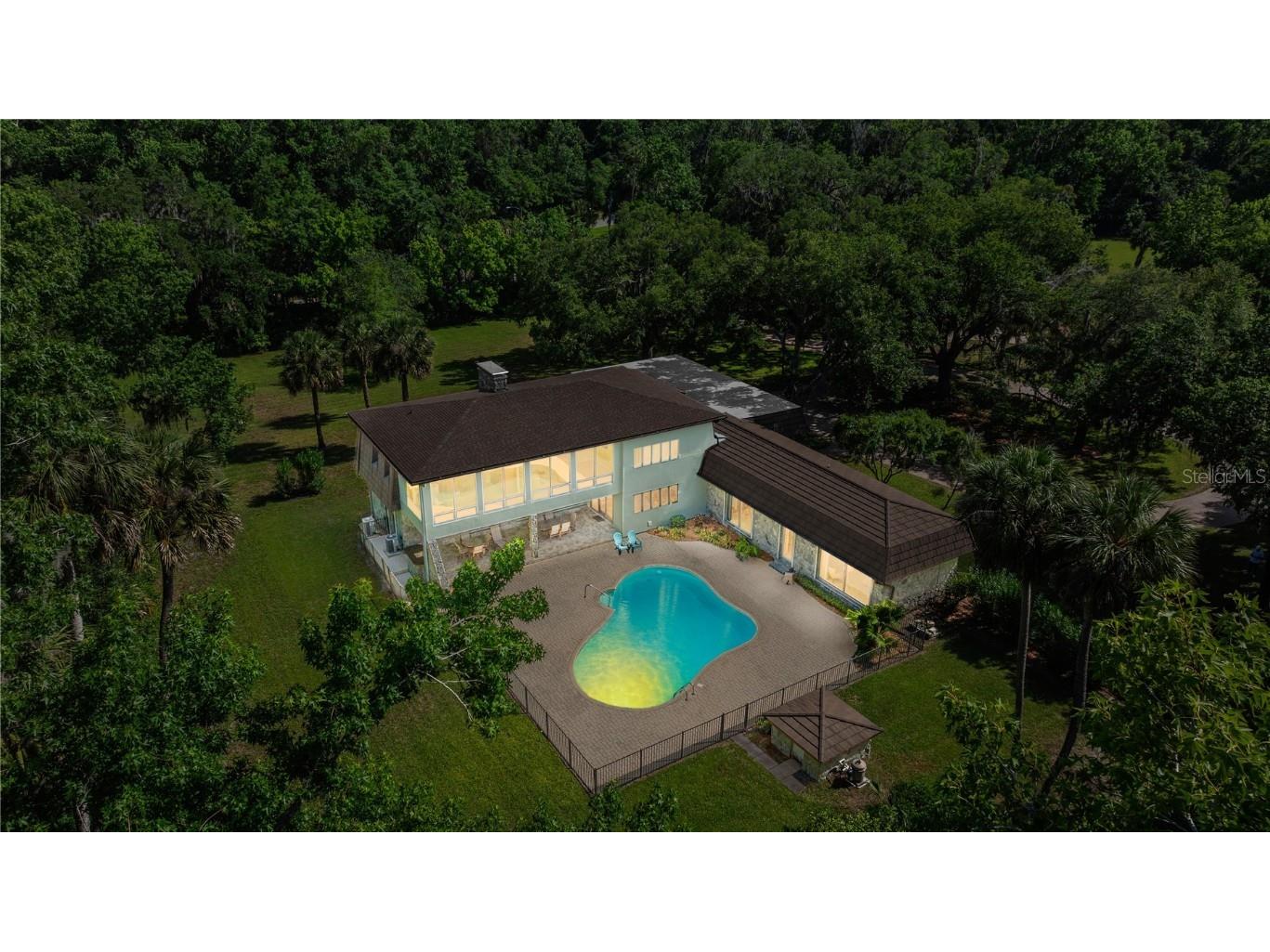 1010 Big Tree Road Daytona Beach FL 32119 V4944625 image60