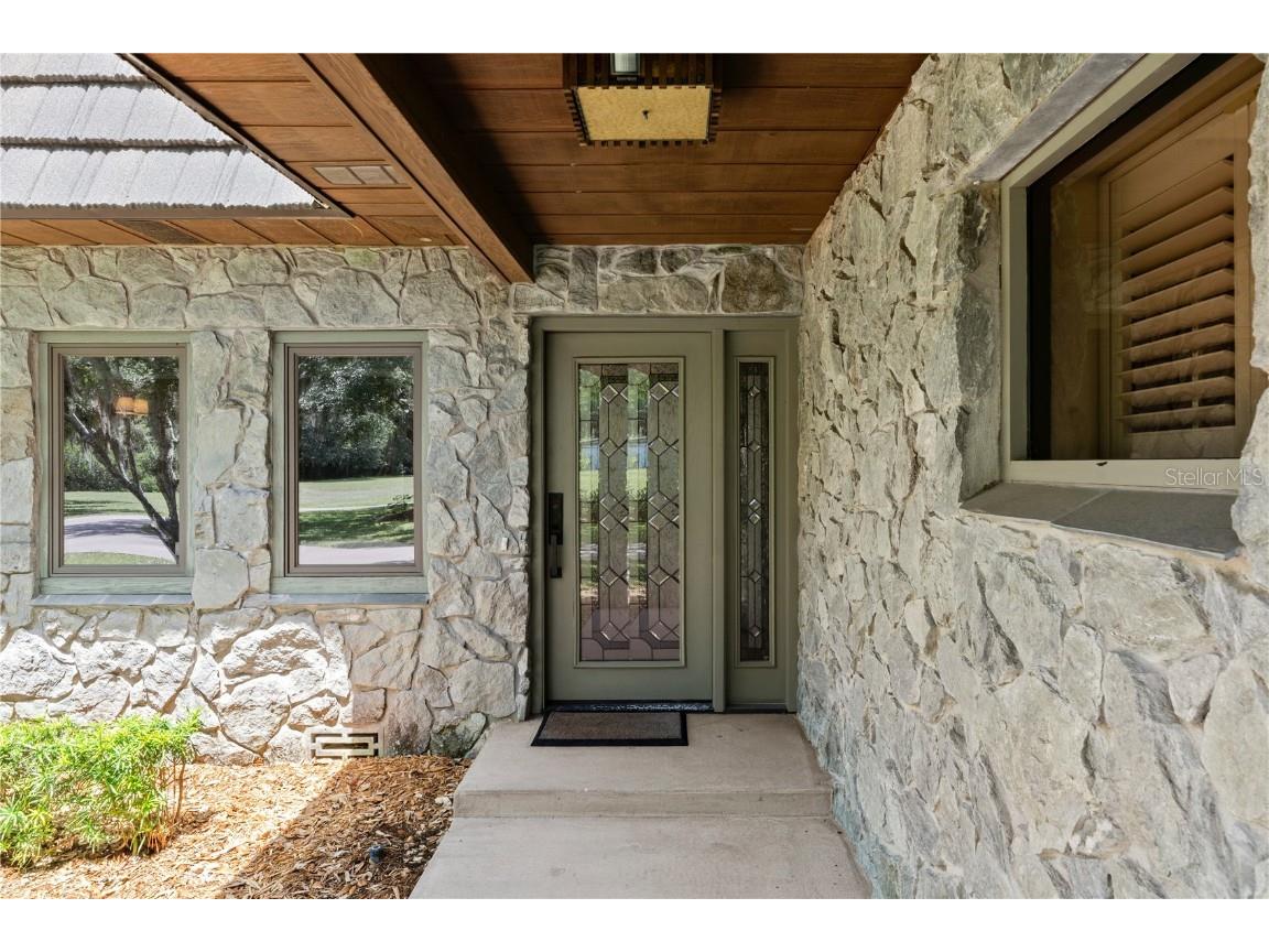 1010 Big Tree Road Daytona Beach FL 32119 V4944625 image8