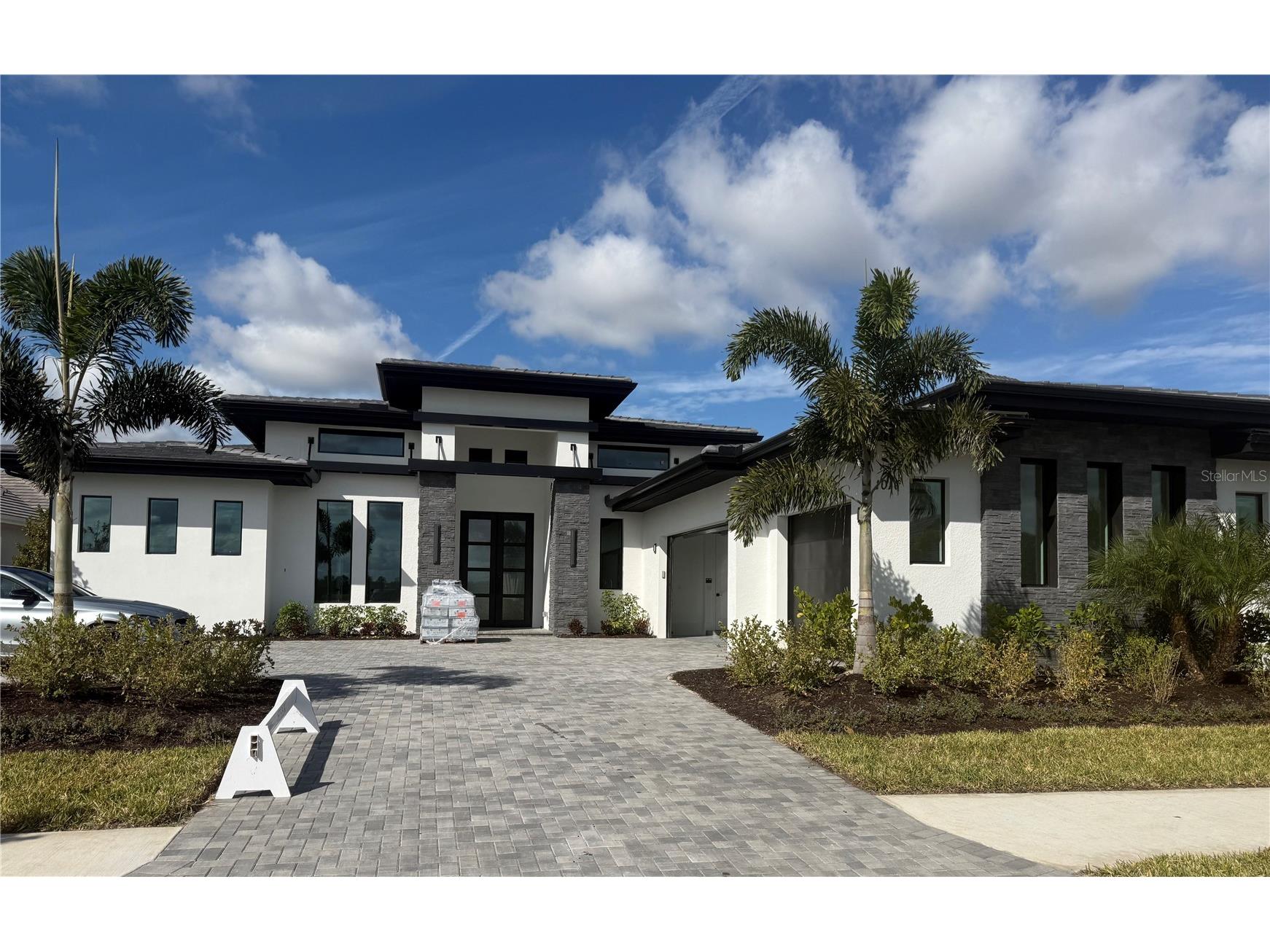 1010 Blue Shell Loop Sarasota FL 34240 J997451 image1