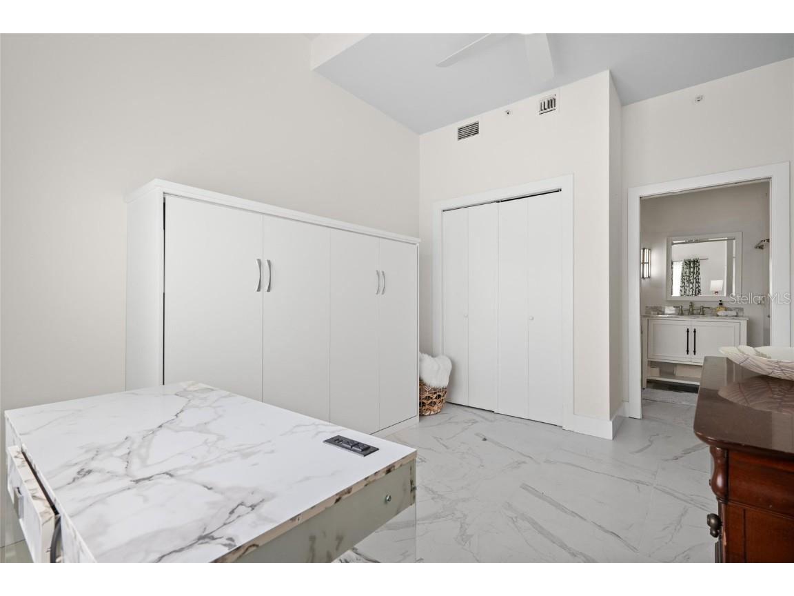 1010 Central Ave #227 Saint Petersburg FL 33705 TB8388417 image15