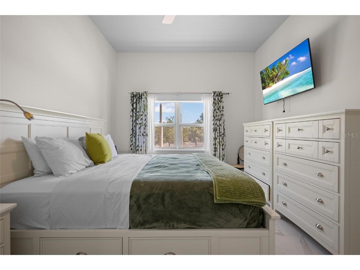 1010 Central Ave #227 Saint Petersburg FL 33705 TB8388417 image18