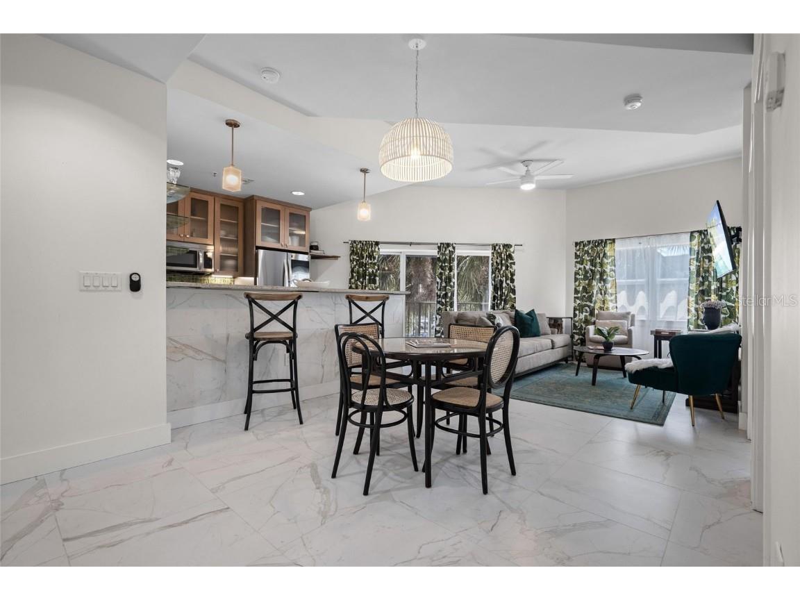 1010 Central Ave #227 Saint Petersburg FL 33705 TB8388417 image4