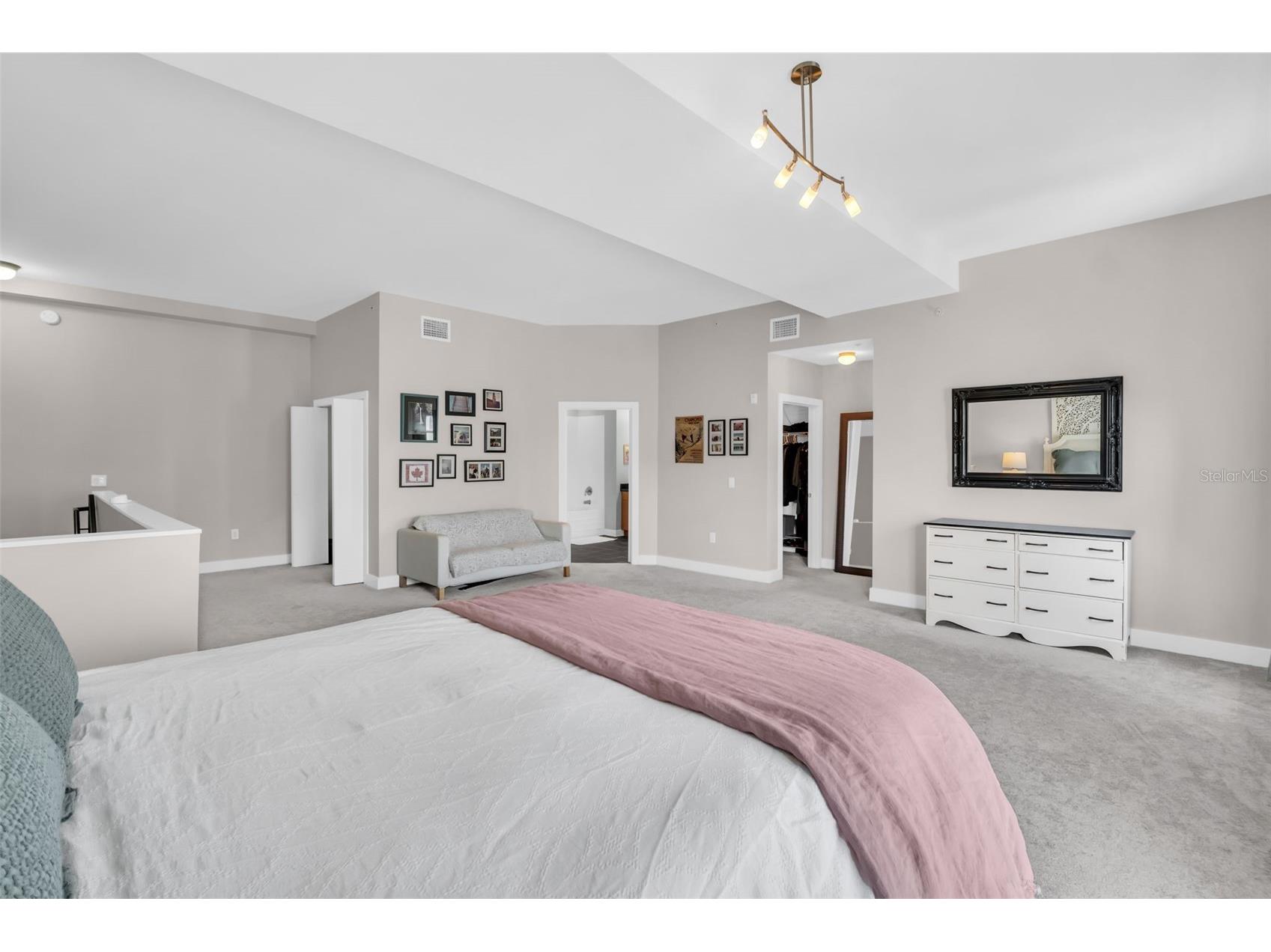 1010 Central Avenue #417 Saint Petersburg FL 33705 TB8487150 image25