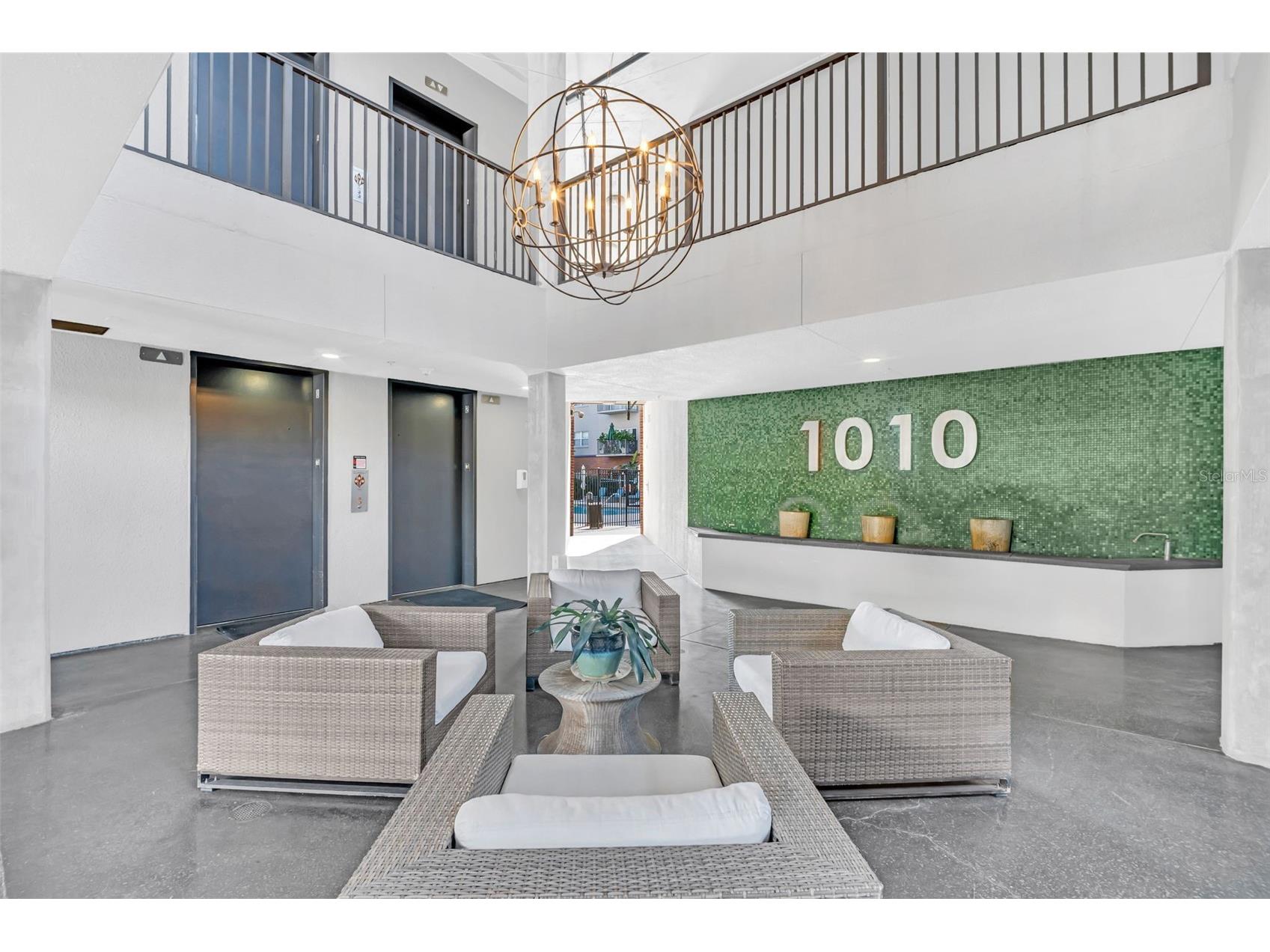 1010 Central Avenue #417 Saint Petersburg FL 33705 TB8487150 image44