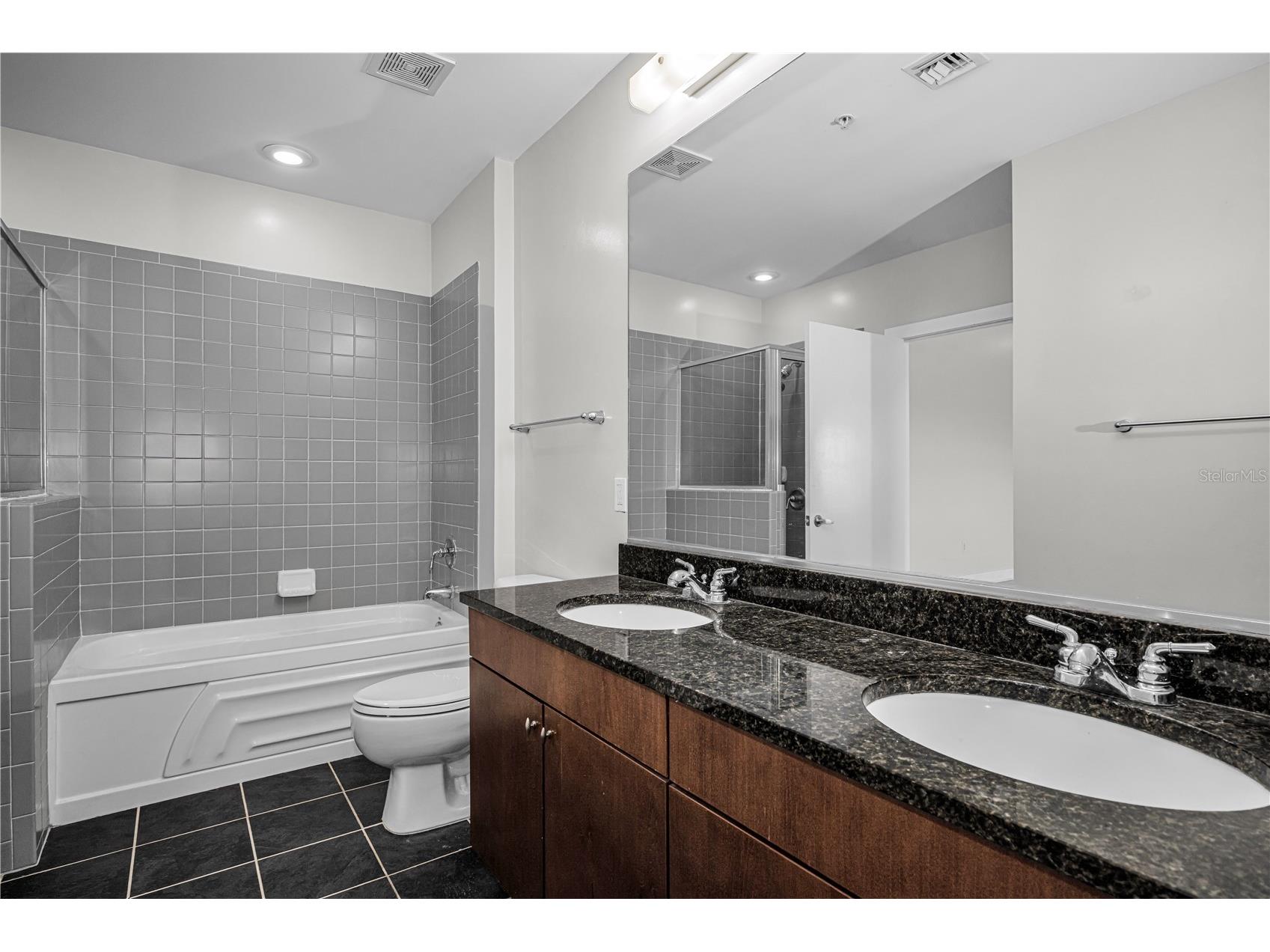 1010 Central Avenue #433 Saint Petersburg FL 33705 TB8516926 image16