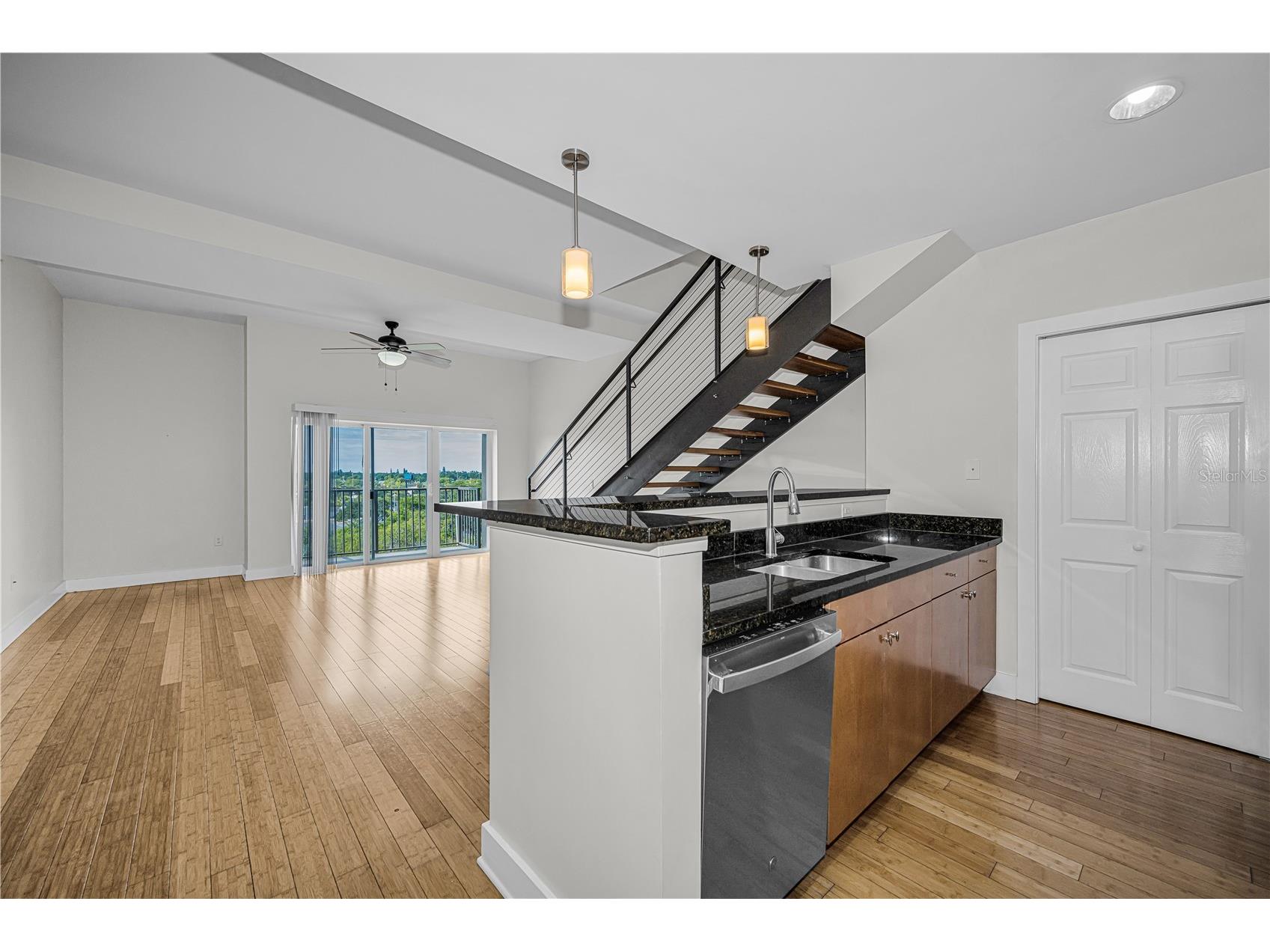 1010 Central Avenue #433 Saint Petersburg FL 33705 TB8516926 image7