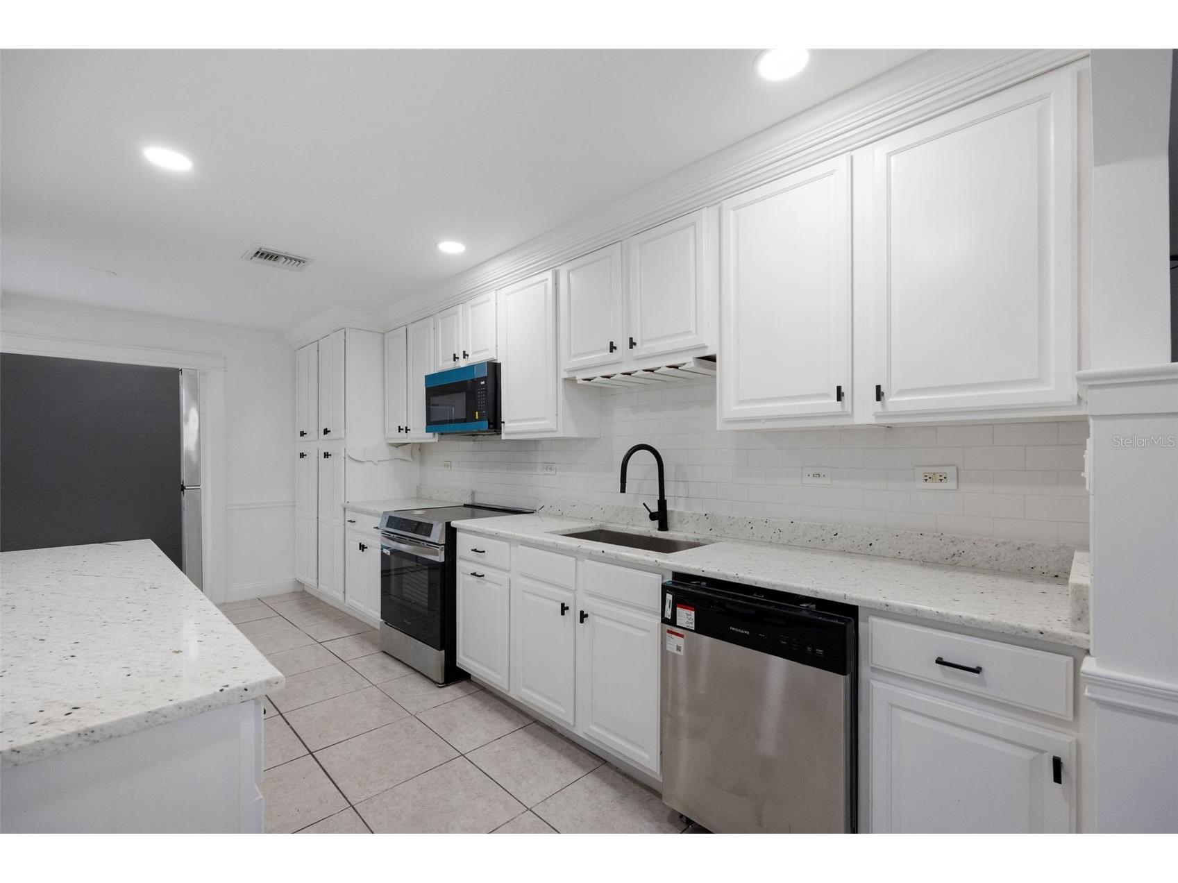 1010 Clearmont Street Sebastian FL 32958 W7886402 image16