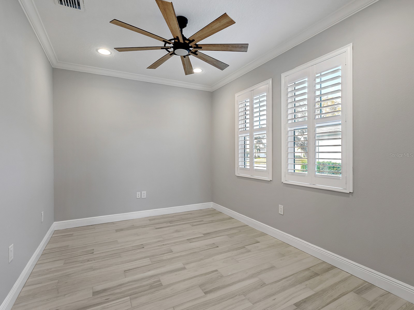 1010 Crosswind Avenue Sarasota FL 34240 A4684499 image19