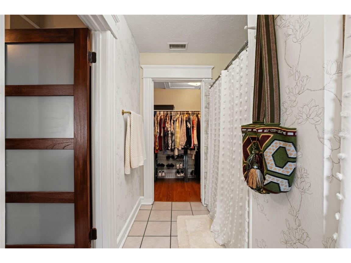 1010 E Columbus Drive Tampa FL 33605 TB8430748 image19