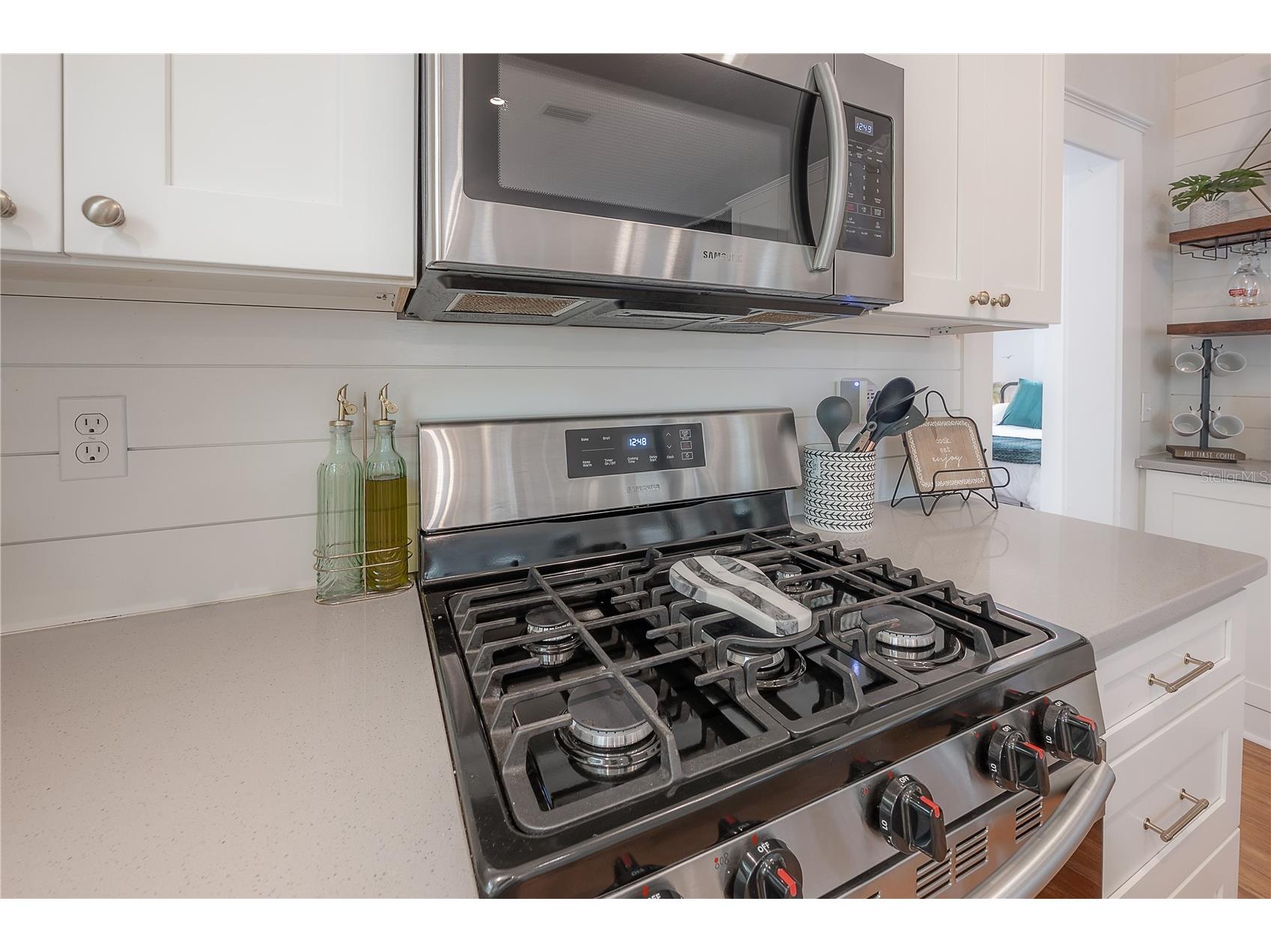 1010 E Curtis Street Tampa FL 33603 TB8511666 image17
