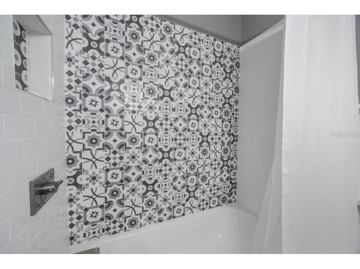 1010 E Fern Street Tampa FL 33604 TB8396198 image20